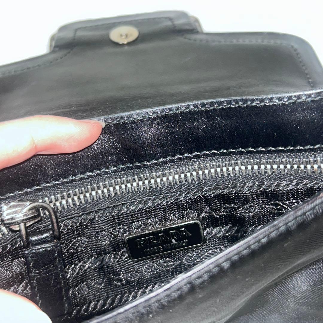 PRADA ハンドバッグ