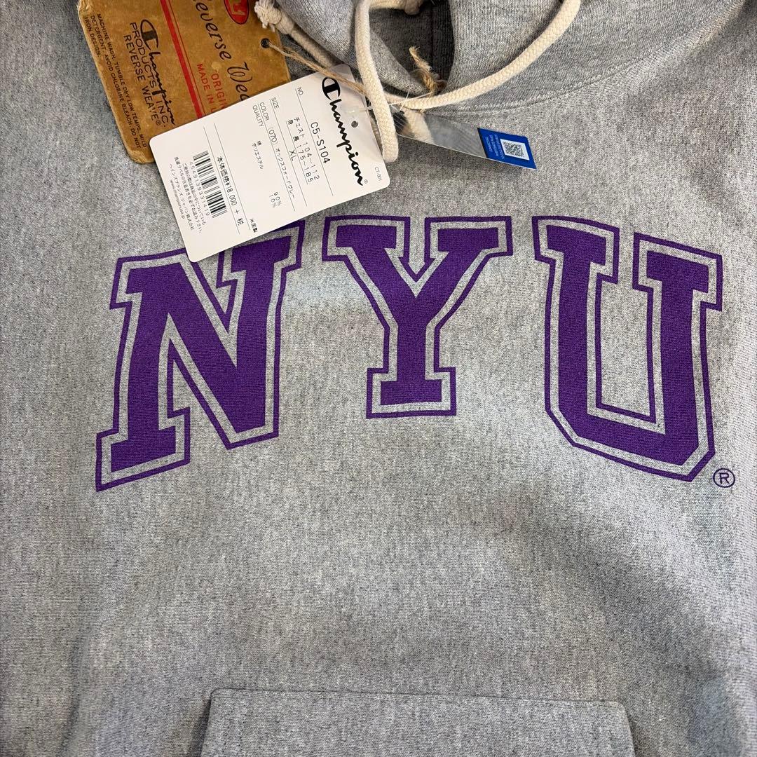 Champion NYU 赤タグ　パーカー
