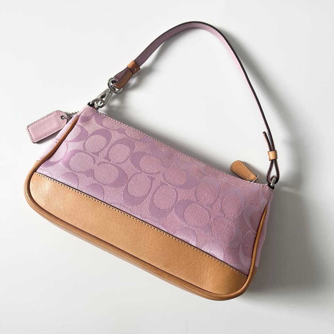 コーチ　アクセサリーポーチ　シグネチャー　キャンバス　レザー　ピンク　ベージュ