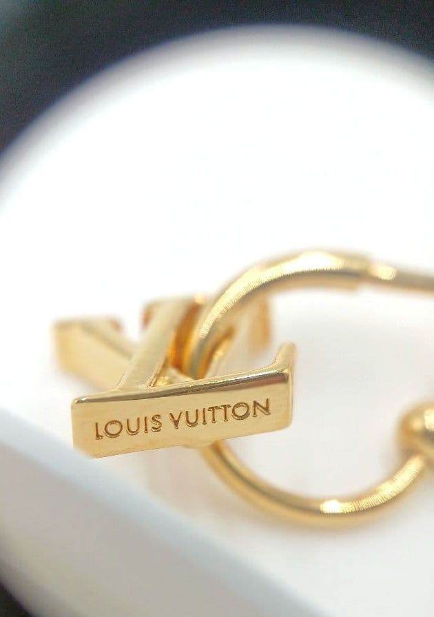 ヴィトン Louis Vuitton LVロゴ フローラ ピアス(ゴールド)