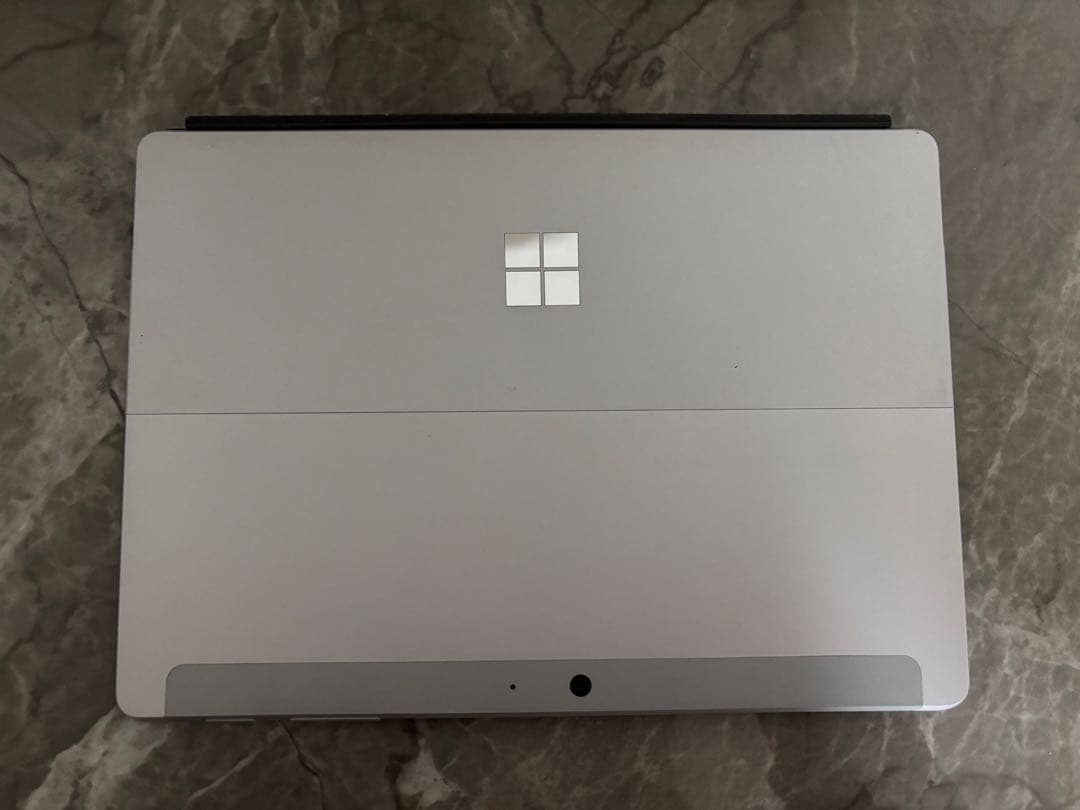 Surface Go 2 /タイプカバー＆アダプター付き
