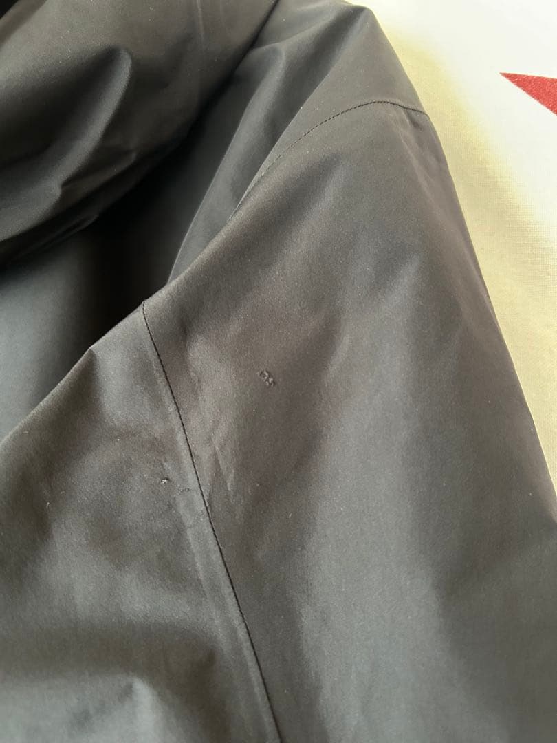 ARC'TERYX アークテリクス　アルファis