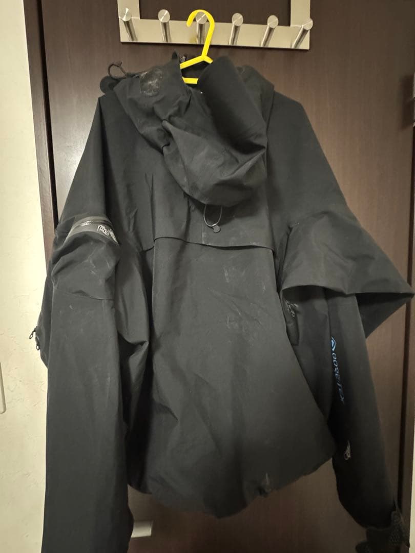 NIKE OFF-WHITE JACKET 007　ゴアテックス　ブラック