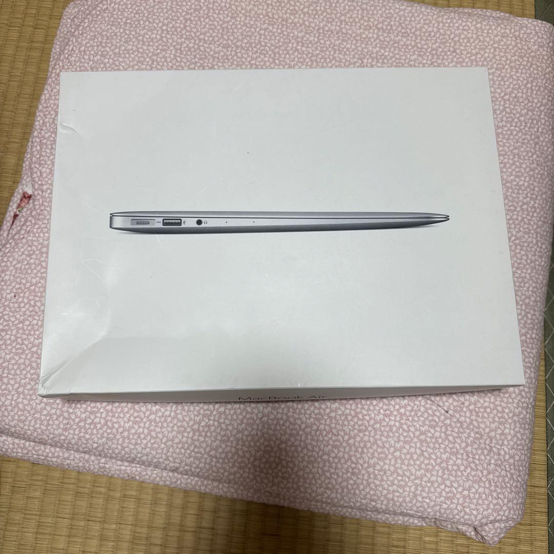 MacBook本体 MacBook Air(13-inch, Early 2015) 256GB