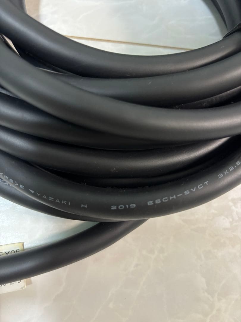 日産　200V 充電ケーブル　美品　 6WX0A