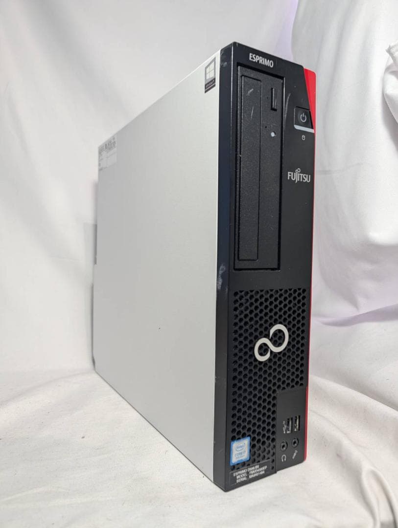 富士通 D588/BX i7/8GB/SSD256GB+HDD500GB