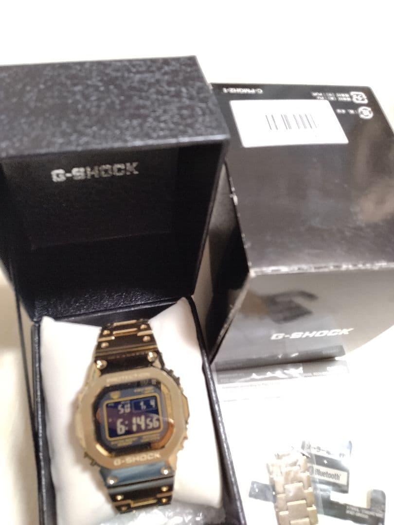 （64）【未使用に近い、極美品】G-SHOCK　GMW-B5000 ゴールド