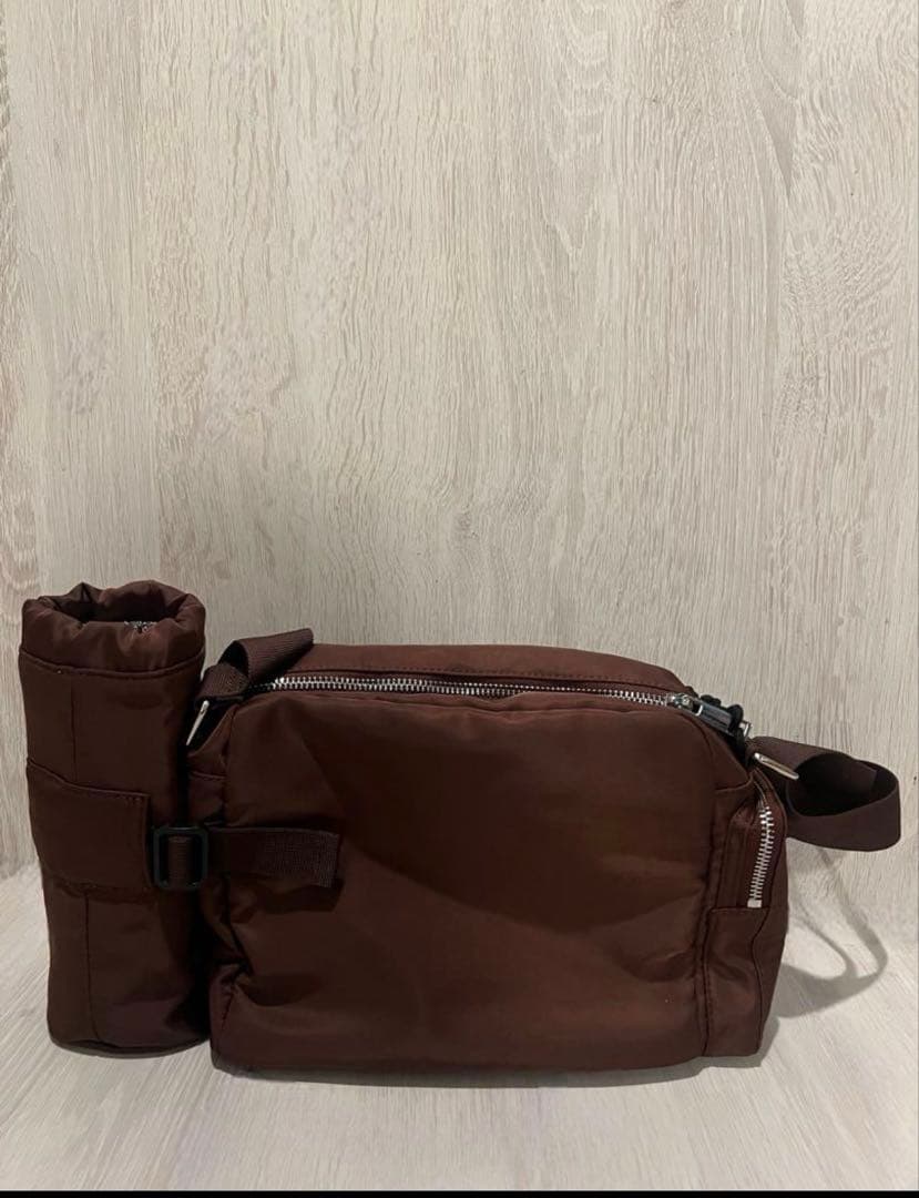 完売Ameri USEFUL MILITALY SQUARE BAG