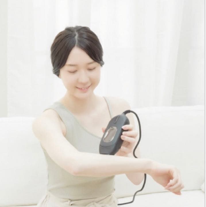 ドクターエルミスゼロ ブラック クルールラボ新品未使用　家庭用脱毛器　2年保証