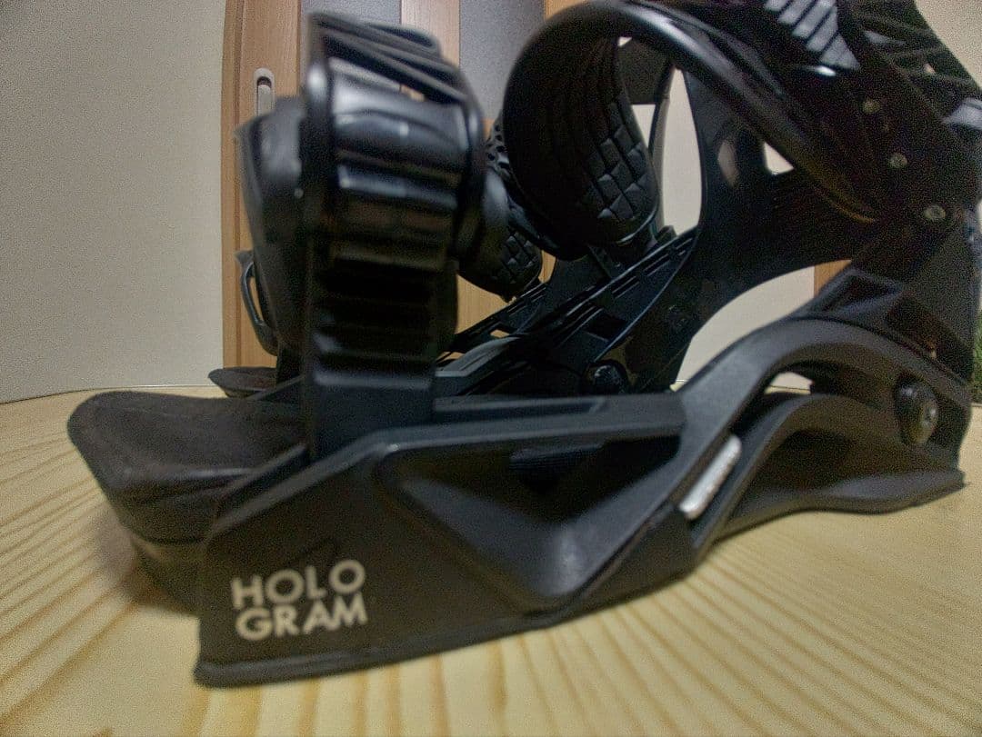 SALOMON Hologram サロモン ホログラム　ビンディング