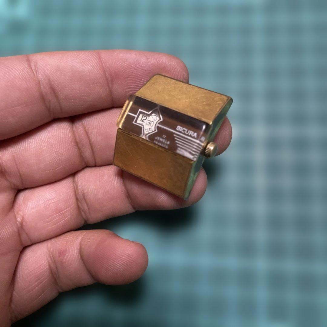 や*そ様 中古シクラ SICURAブランド手巻き腕時計