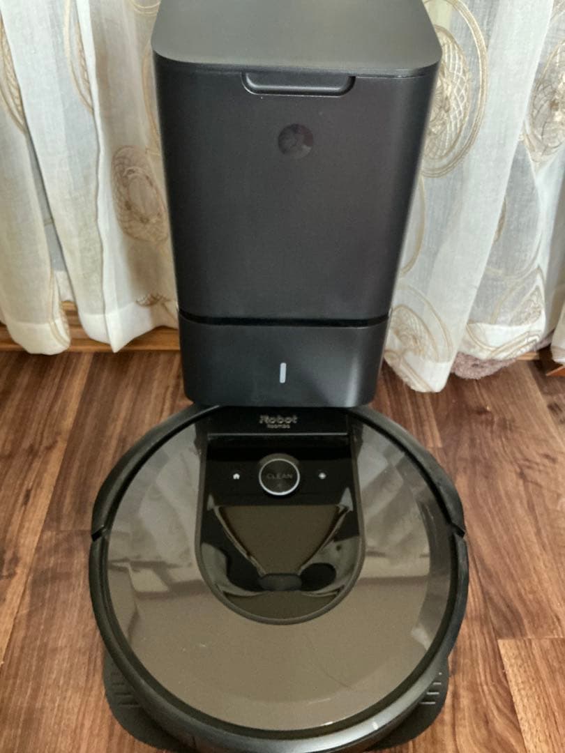 Roomba i7+ 自動ゴミ収集機能付き 付属品全てあり