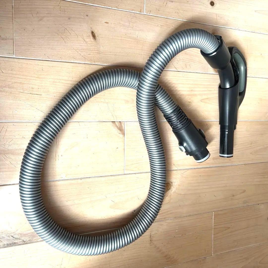 エレクトロラックス エルゴスリー オート 紙パック式 掃除機 EET530SO