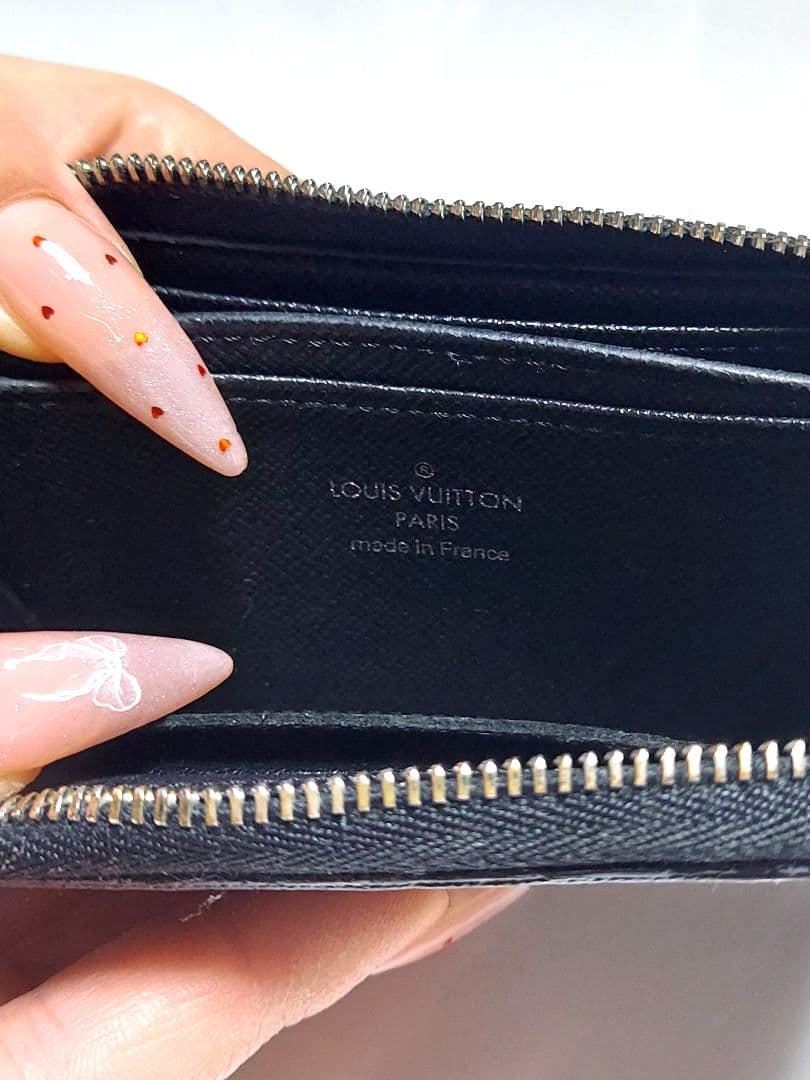 ルイヴィトン ダミエグラフィット　ケース