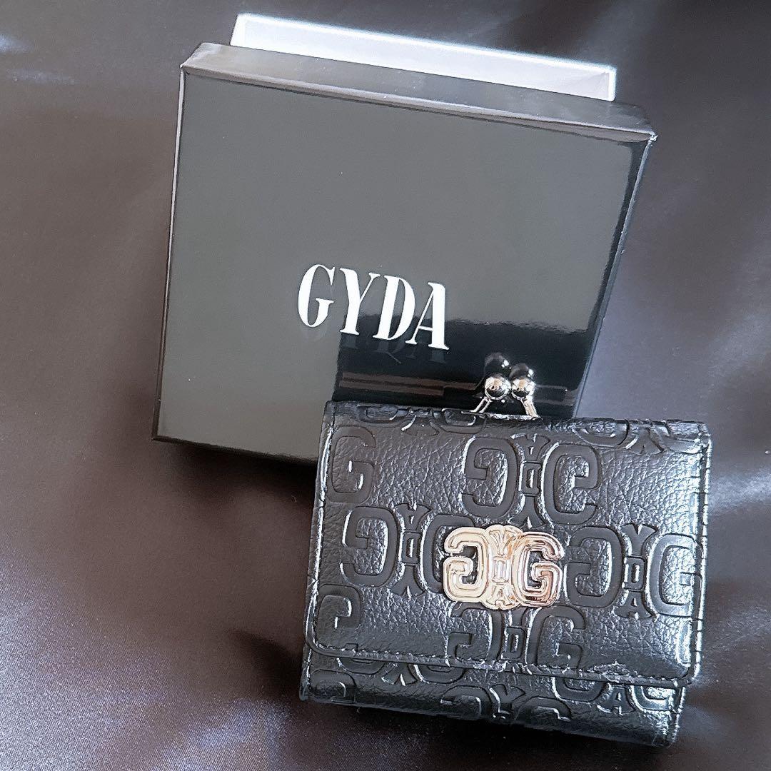 GYDA ジェイダ 口金ミニ財布 EMBOSS 三つ折り財布 がま口ウォレット