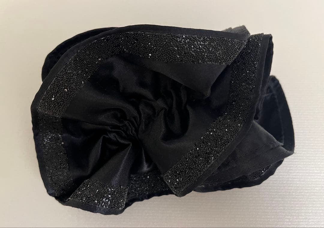 コンプレックスビズ イージーコーム　美品　シュシュ　クリップ　黒・ベージュ