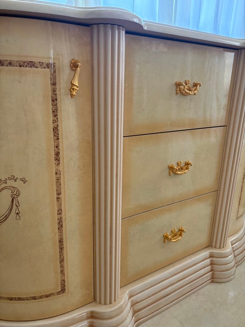 【今月末削除します値下げ交渉大歓迎】サルタレッリ　サイドボード　イタリア製