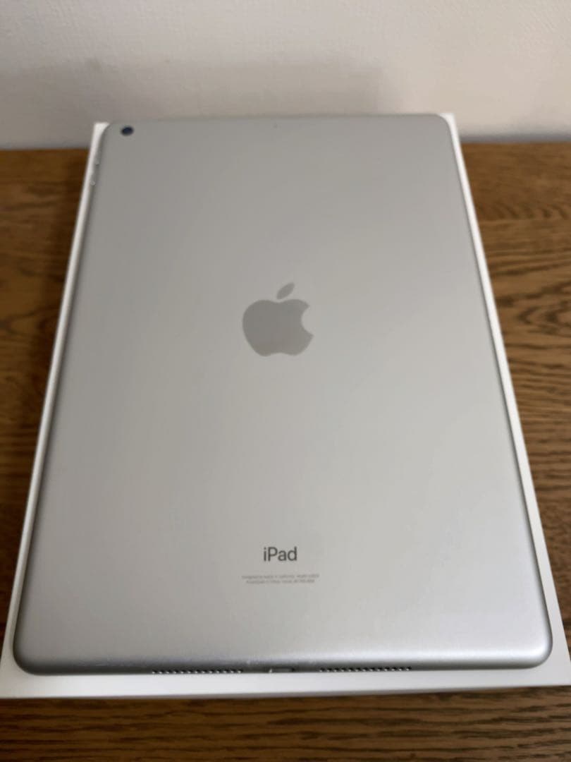 iPad 第9世代 64GB Wi‑Fiモデル シルバー