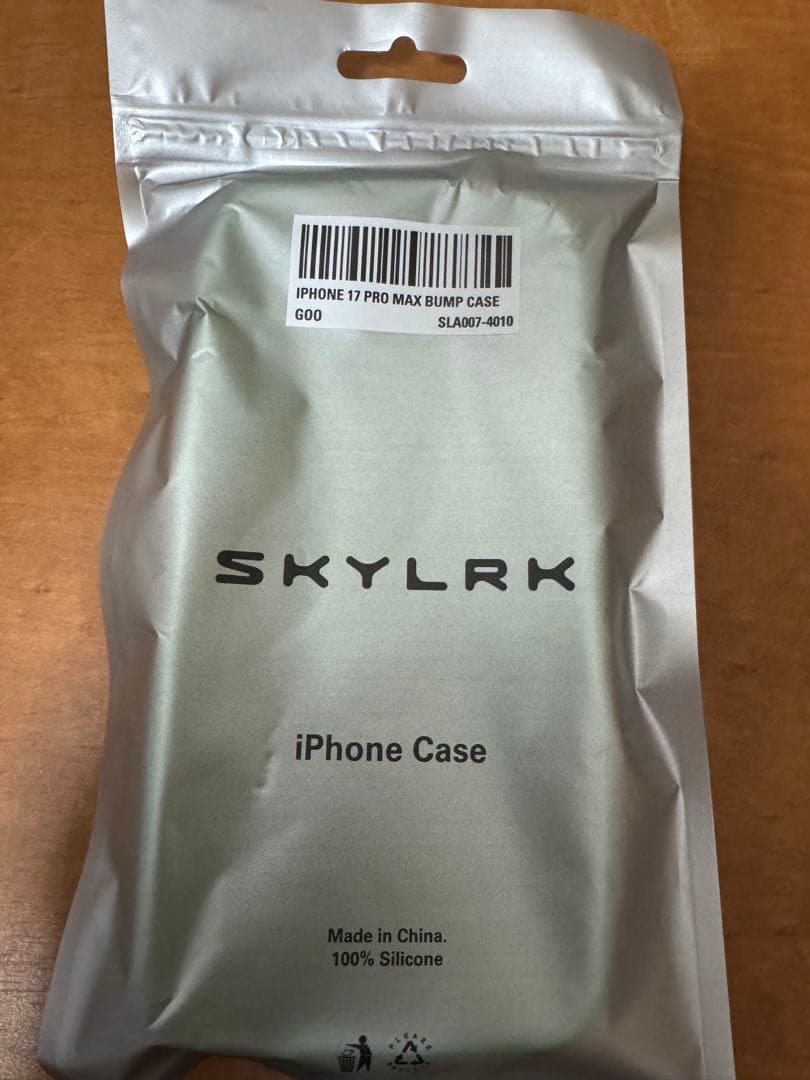 SKYLRK iPhone 17 Pro Max iPhoneケース