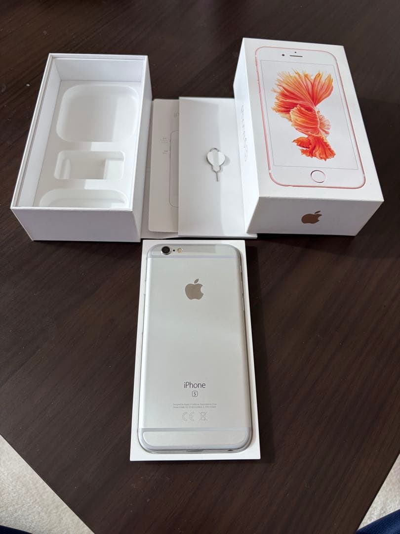 【美品】Apple iPhone 6s シルバー 本体 32GB 箱付き