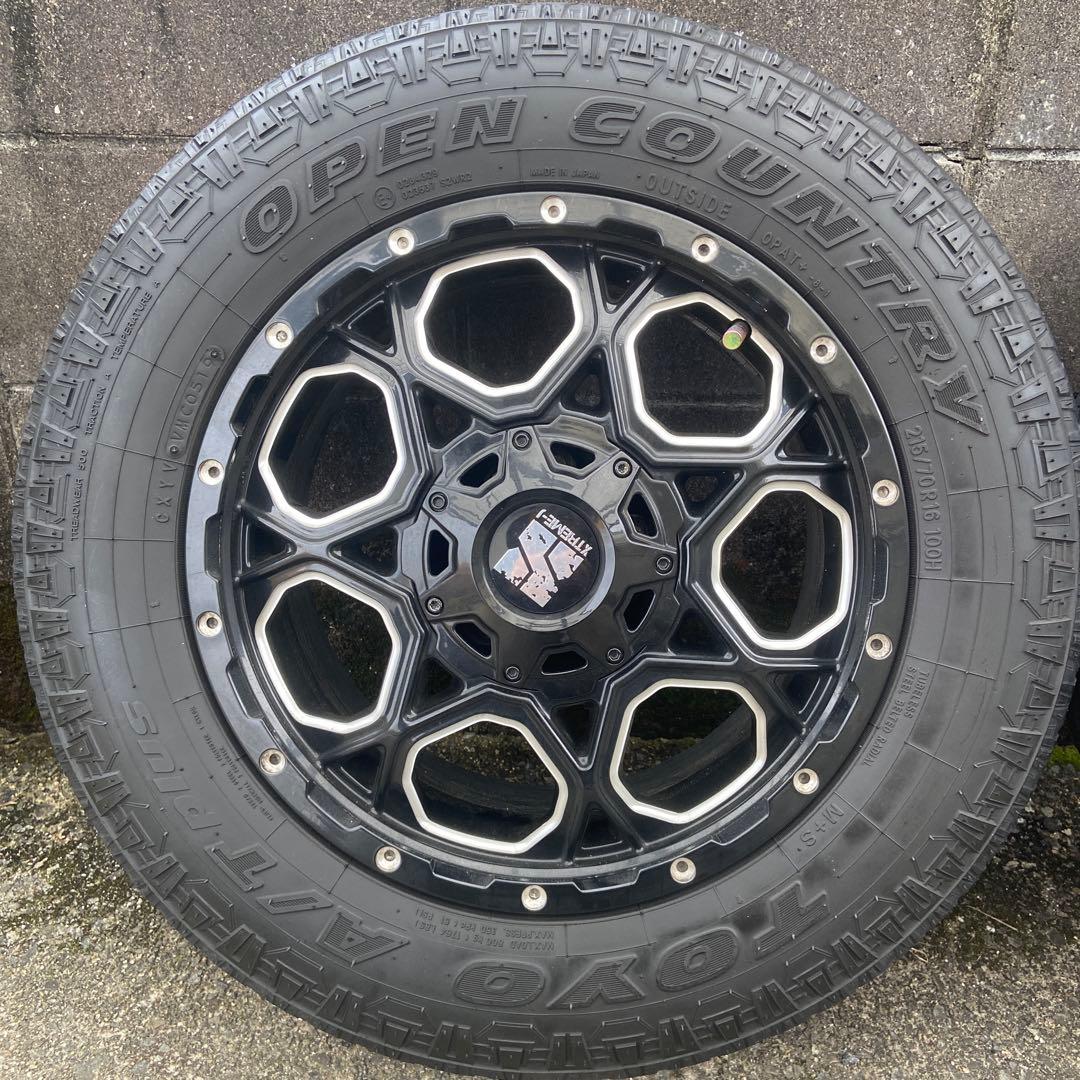 デリカd5 215/70 R16 タイヤホイールセット