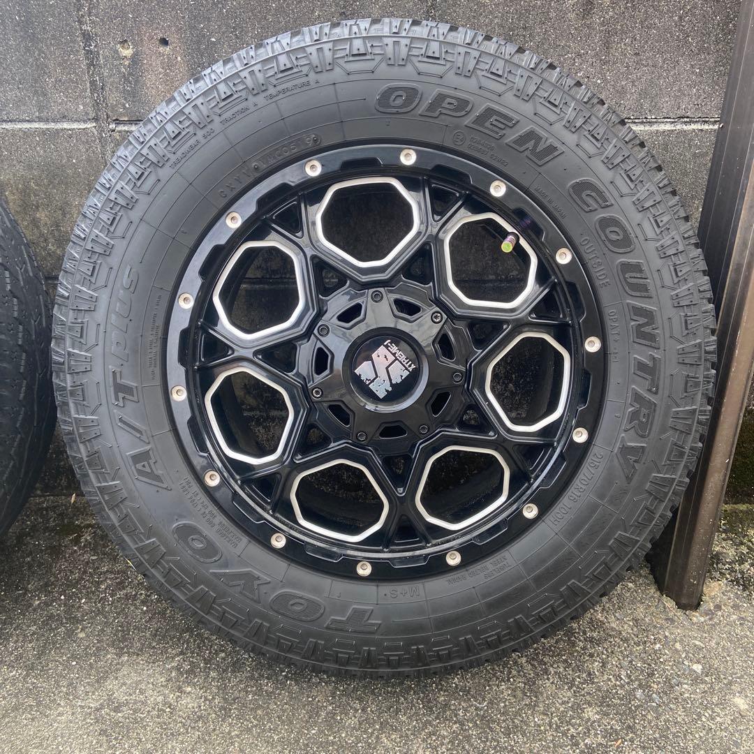 デリカd5 215/70 R16 タイヤホイールセット