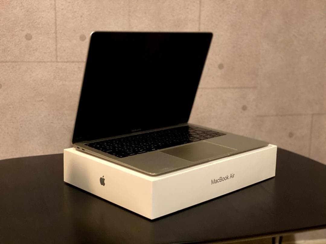 MacBook Air (M1, 2020) 13インチ 16GB/512GB