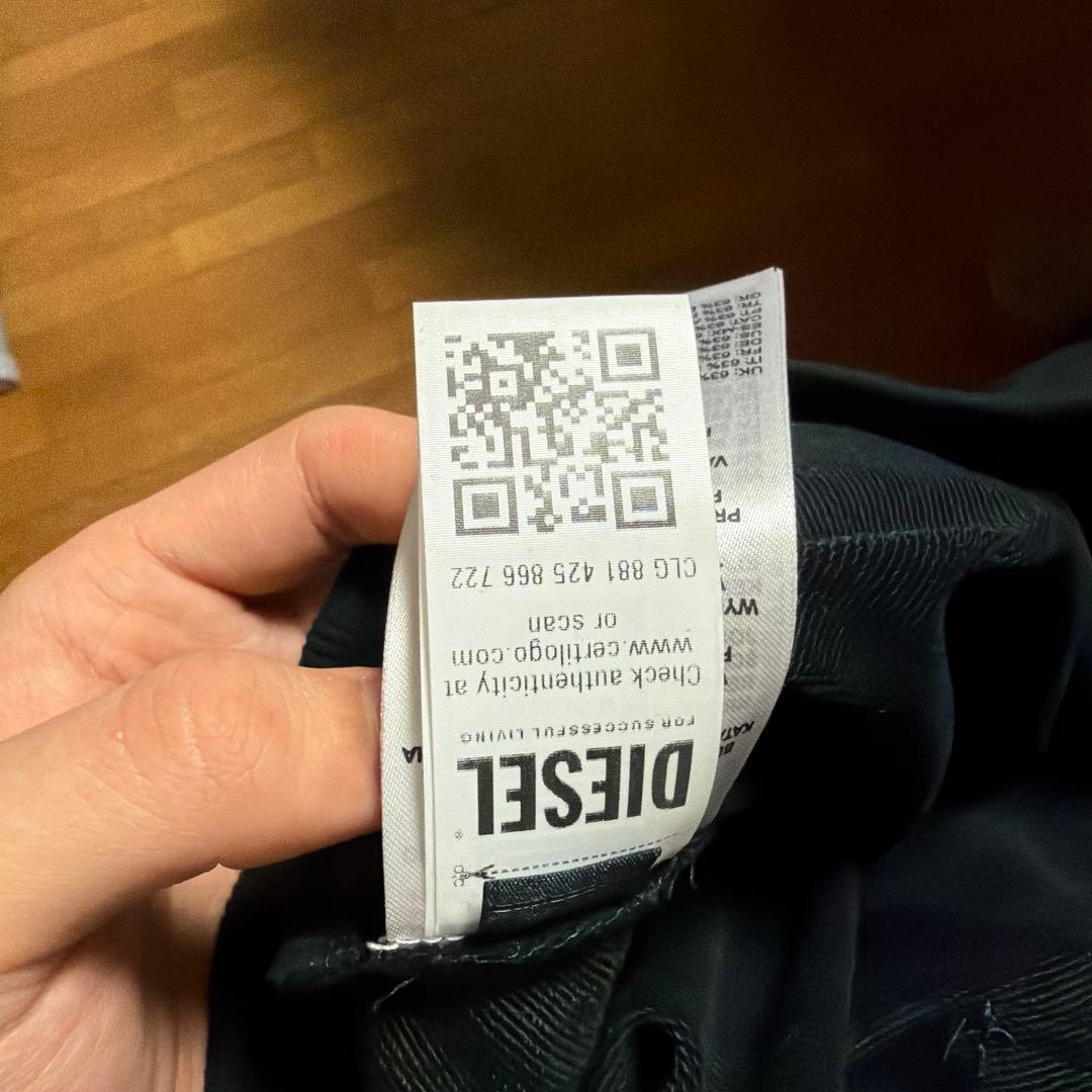 diesel パーカー　未使用　あきら