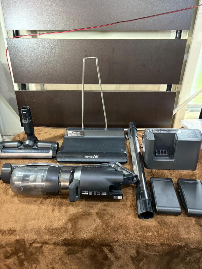 SHARP シャープ サイクロン式掃除機 EC-SR3SX
