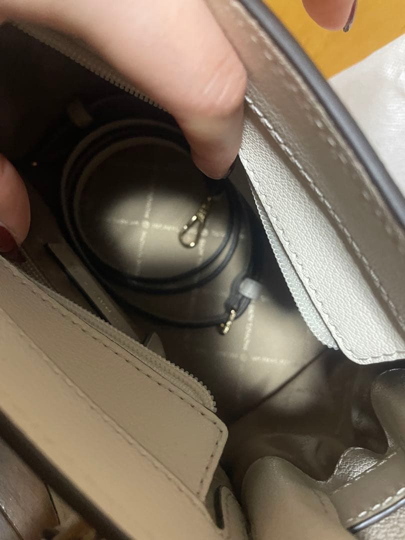 MICHAEL KORS ホワイト ショルダーバッグ ハンドバッグ　保存袋付き