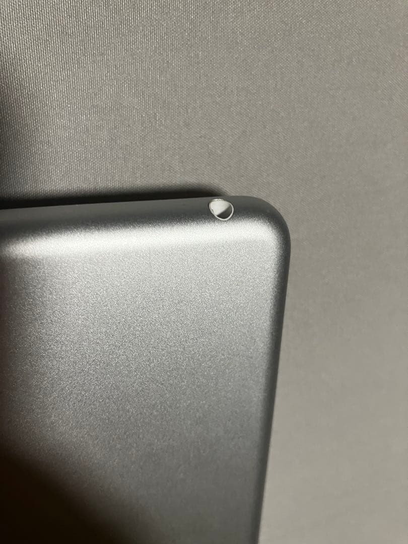 【訳アリ】iPad 第8世代 Wi-Fi 32GB シルバー ジャンク