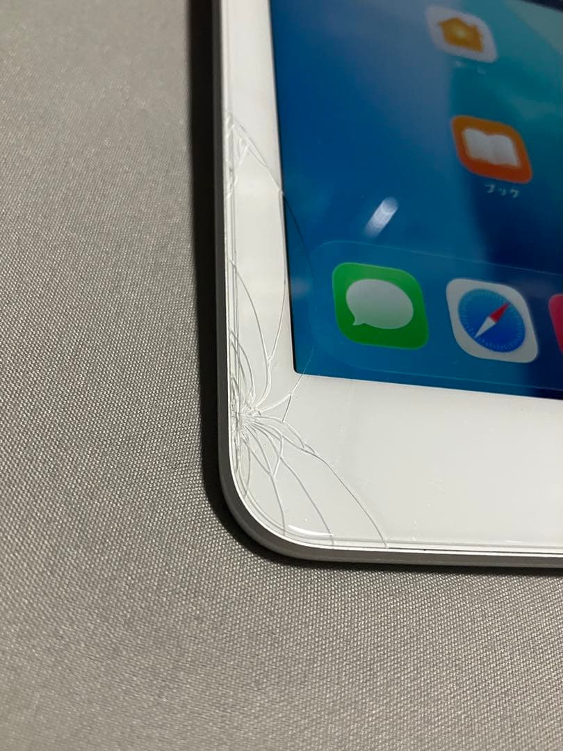 【訳アリ】iPad 第8世代 Wi-Fi 32GB シルバー ジャンク