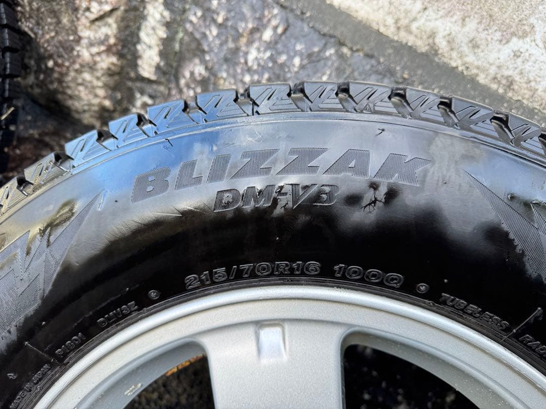 デリカ純正アルミ16インチ➕ブリヂストン ブリザック　スタッドレスタイヤ　セット