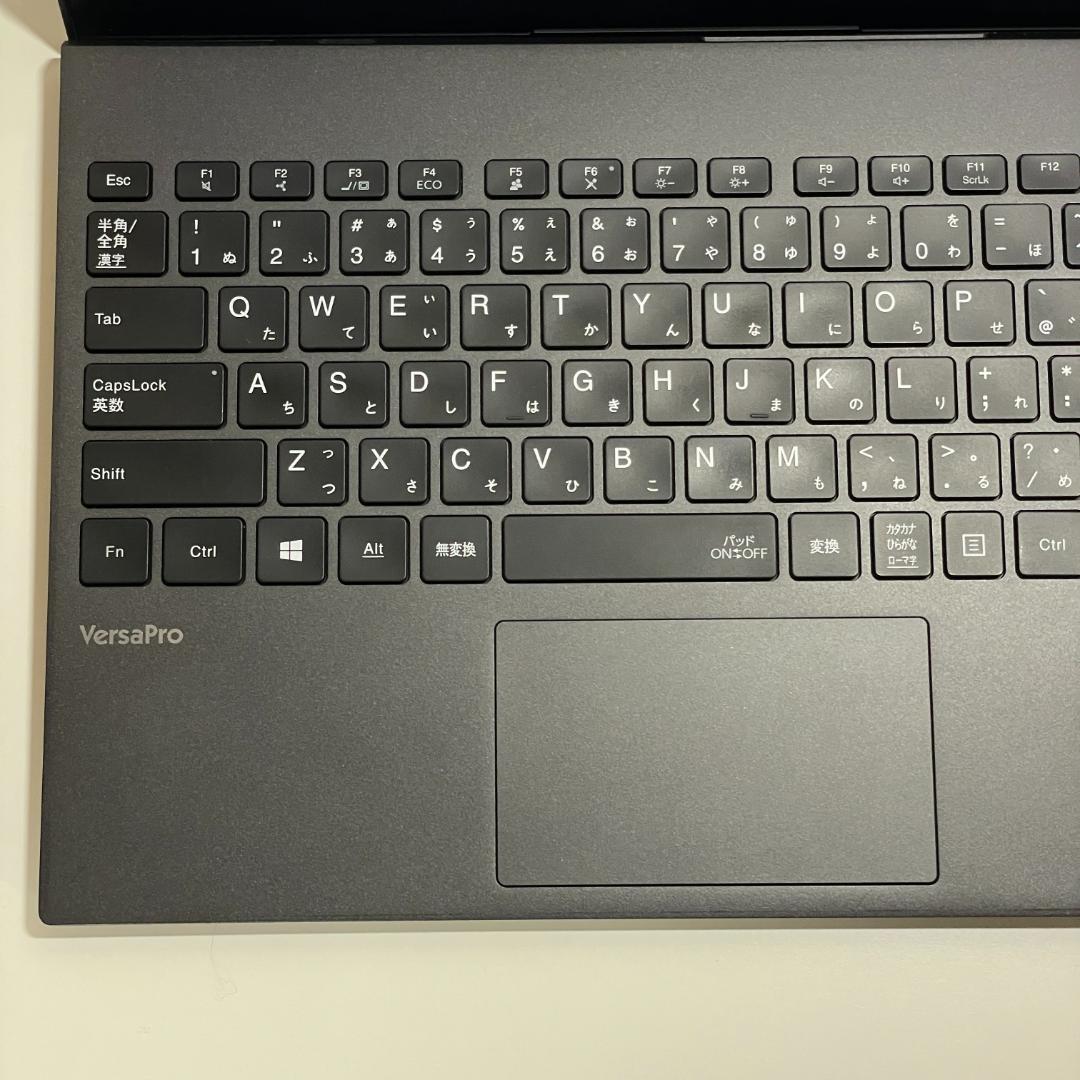 第10世代 i7 NEC メモリ16GB ノートPC 軽量薄型 バッテリー◎