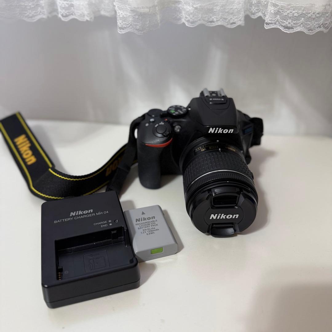 Nikon D5600 デジタルー眼レフカメラ