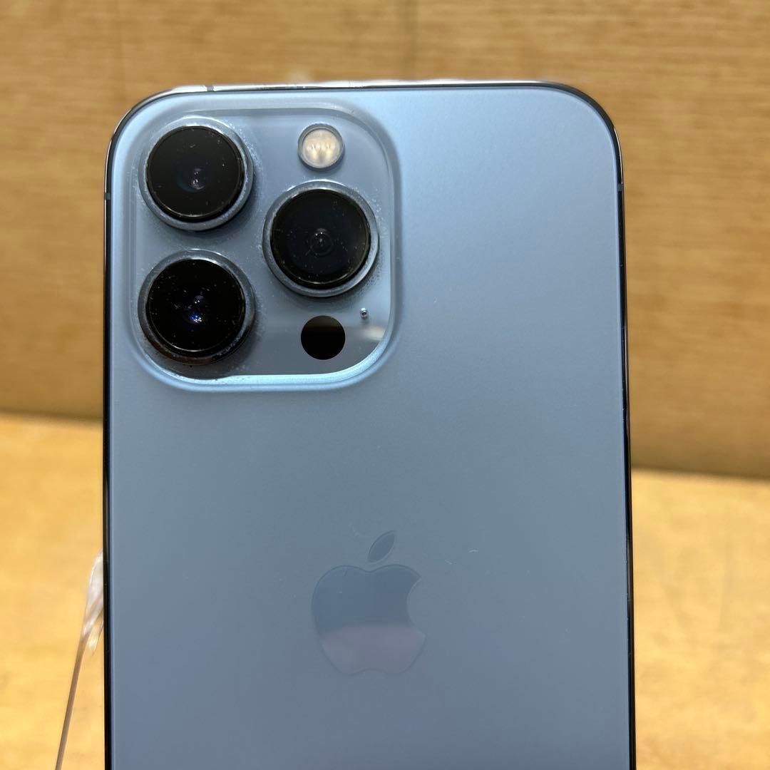 iPhone13 pro SIMフリー 128GB 美品 シルバ 箱付属品ケース