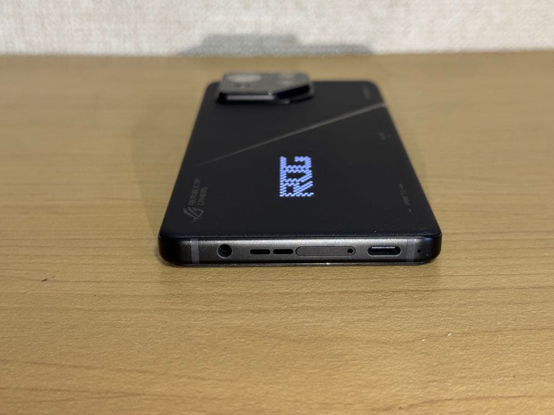 実品ROG Phone 8pro 16GB 512GB ブラック