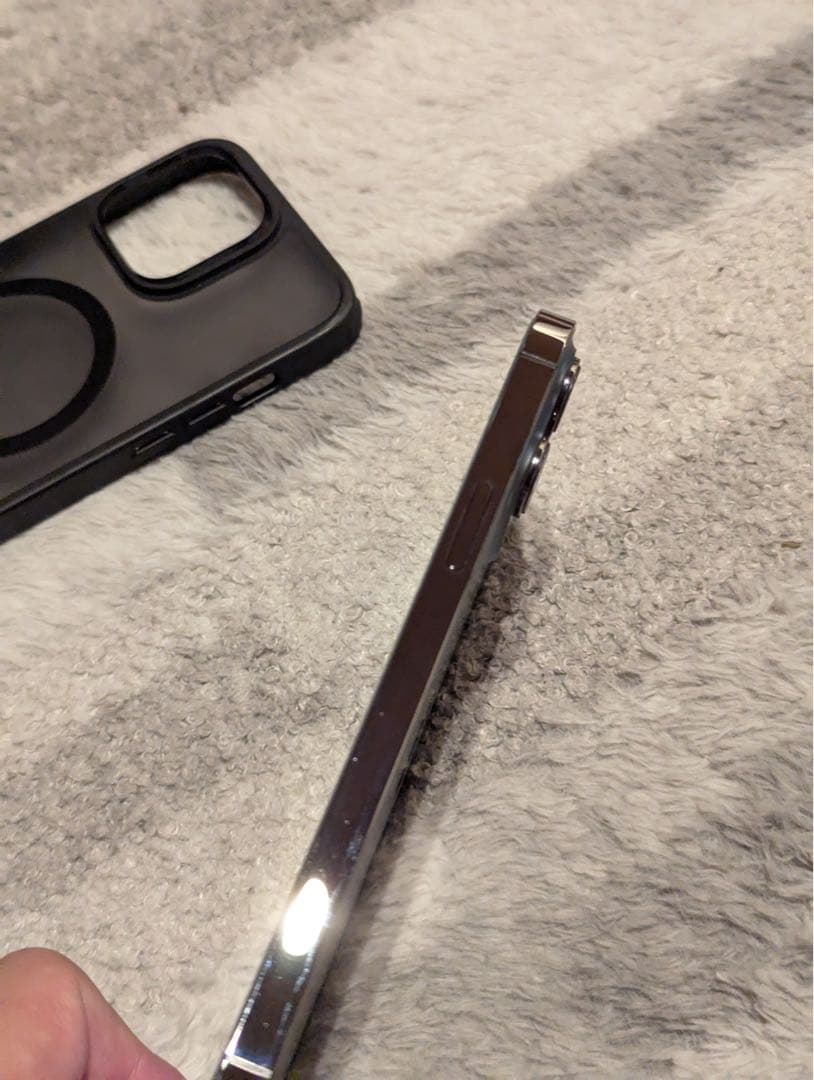 iPhone 13 Pro Max 128GB 本体、SIMフリー　ケース付き