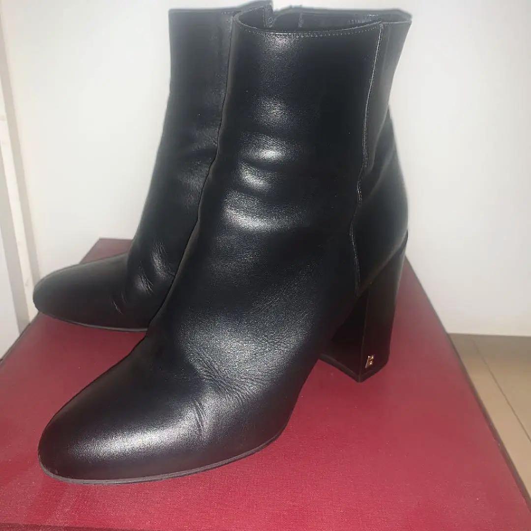 BALLY♡黒 ショートブーツ　値下げ