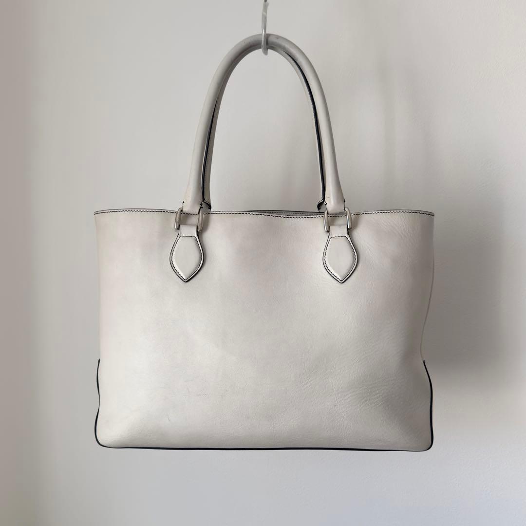 世界に一つ 72万円 ベルルッティ 特注トゥジュール ホワイトレザートートバッグ