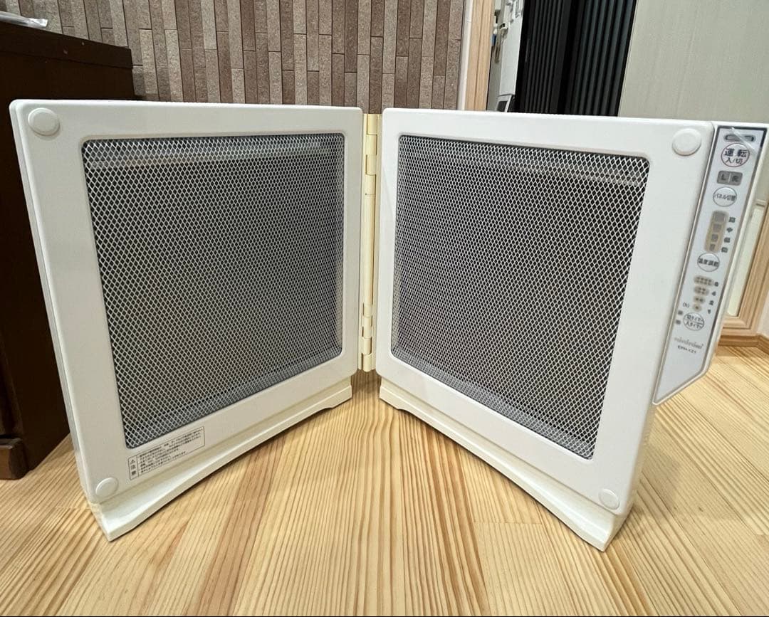 トヨトミ 電気パネルヒーター