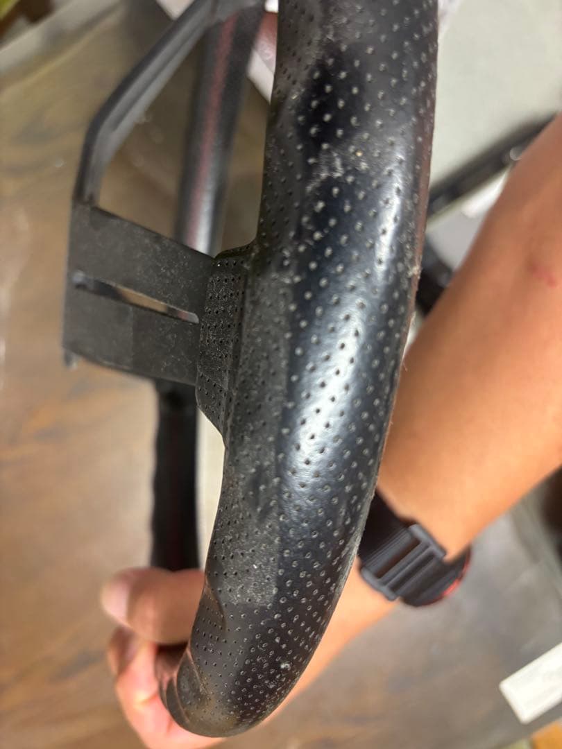 NARDI タイプラリー赤ステッチパンチングレザー　ディープコーンφ34