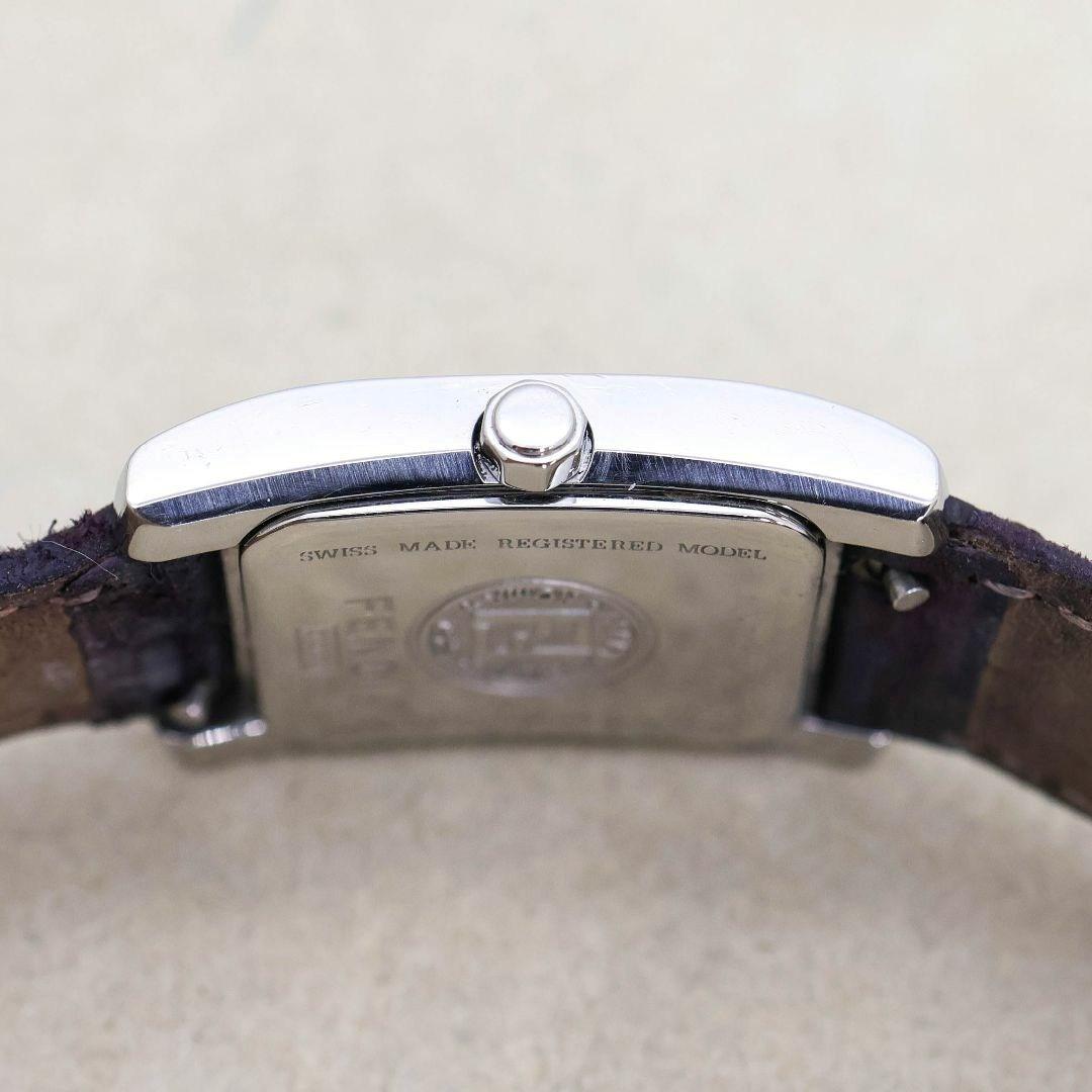 稼働 FENDI 腕時計 7000L シェル文字盤 純正レザーベルト 1703