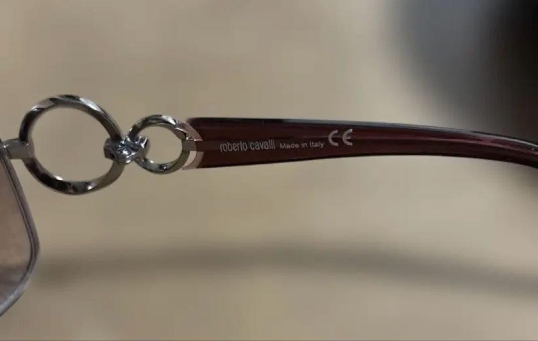 roberto cavalli サングラス グレイスボルドーレンズ ケース付き