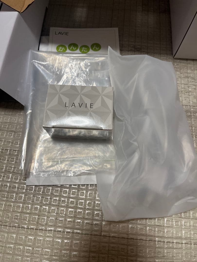 LA VIE ラヴィ 家庭用IPL光脱毛器 LAVIE LVA500