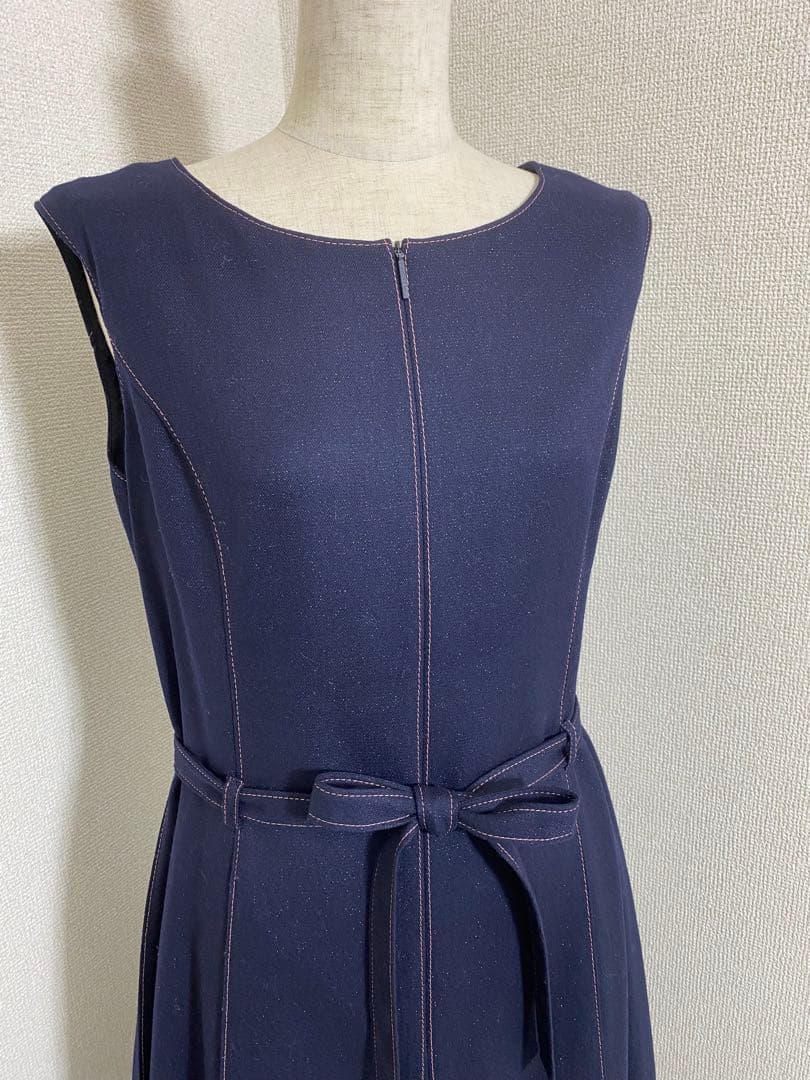 7147. 【極美品】Rene フロントジップ ステッチ ワンピース