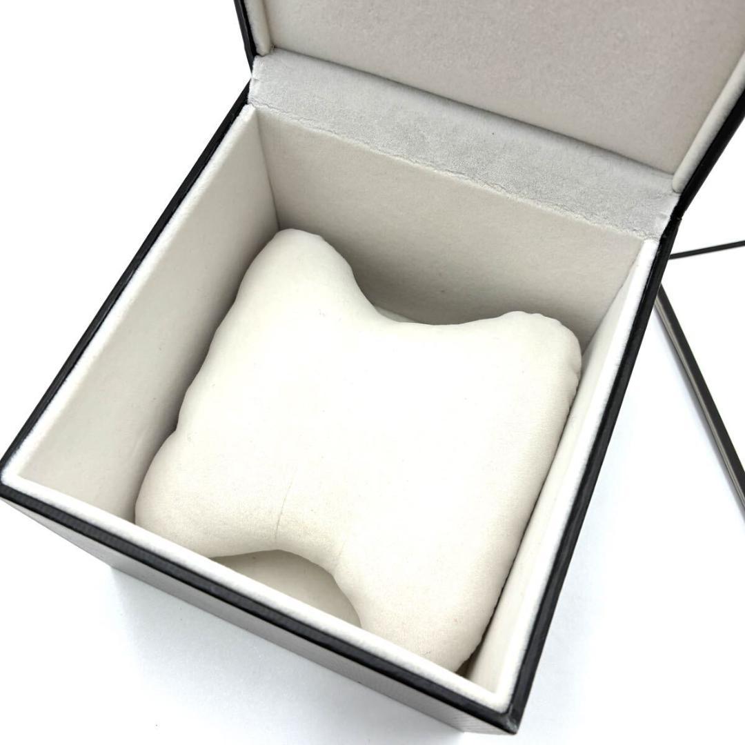 美品 GUCCI グッチ 腕時計 Gタイムレス ホログラム シルバー ホワイト