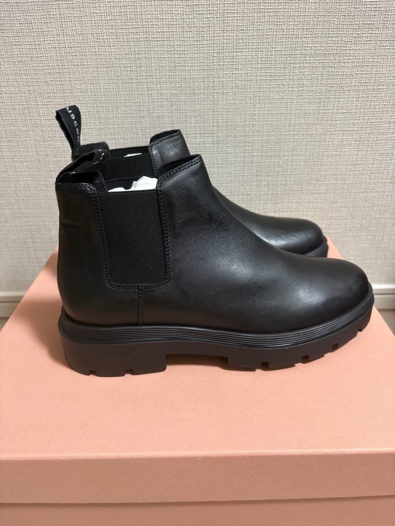 【新品未使用】ファビオルスコーニ　サイドゴアブーツ