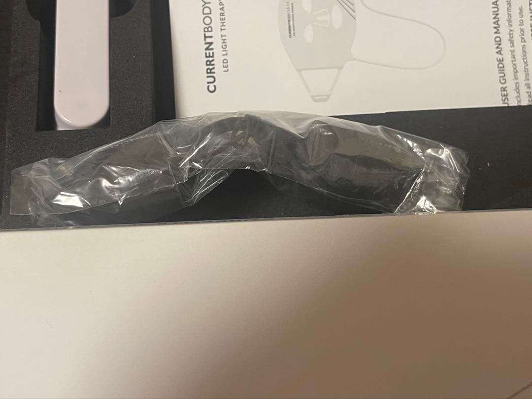 CurrentBody skin LEDライトセラピーマスク&ネック シリーズ1
