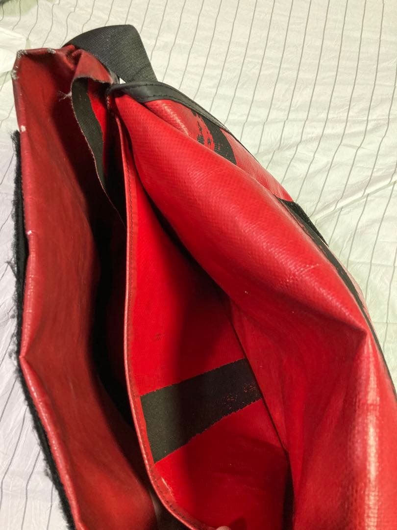 FREITAG DEXTER ? メッセンジャーバッグ 赤白　フライターグ